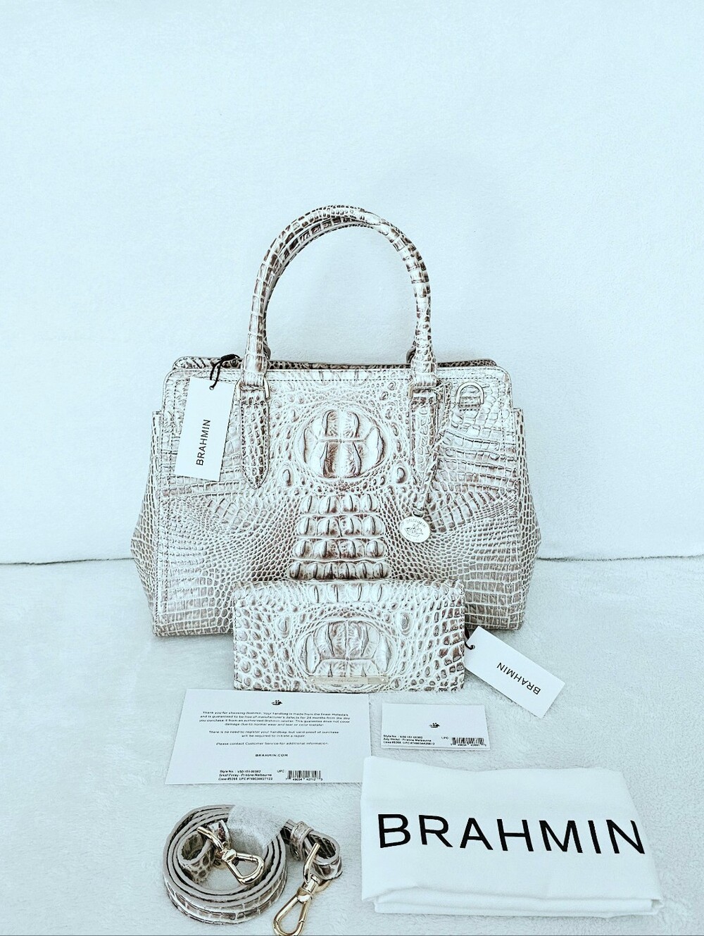 NWT Brahmin PRISTINE Small Finley w/Ady Wallet